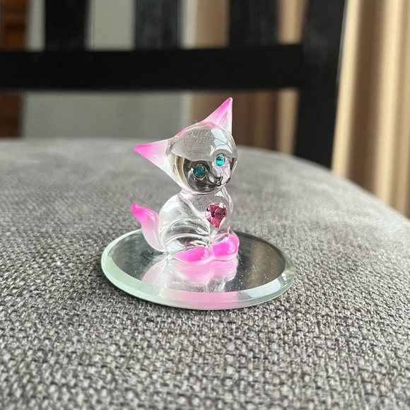 Swarovski Crystal Kitty Handcrafted Glass Art - Picture 2 of 7
